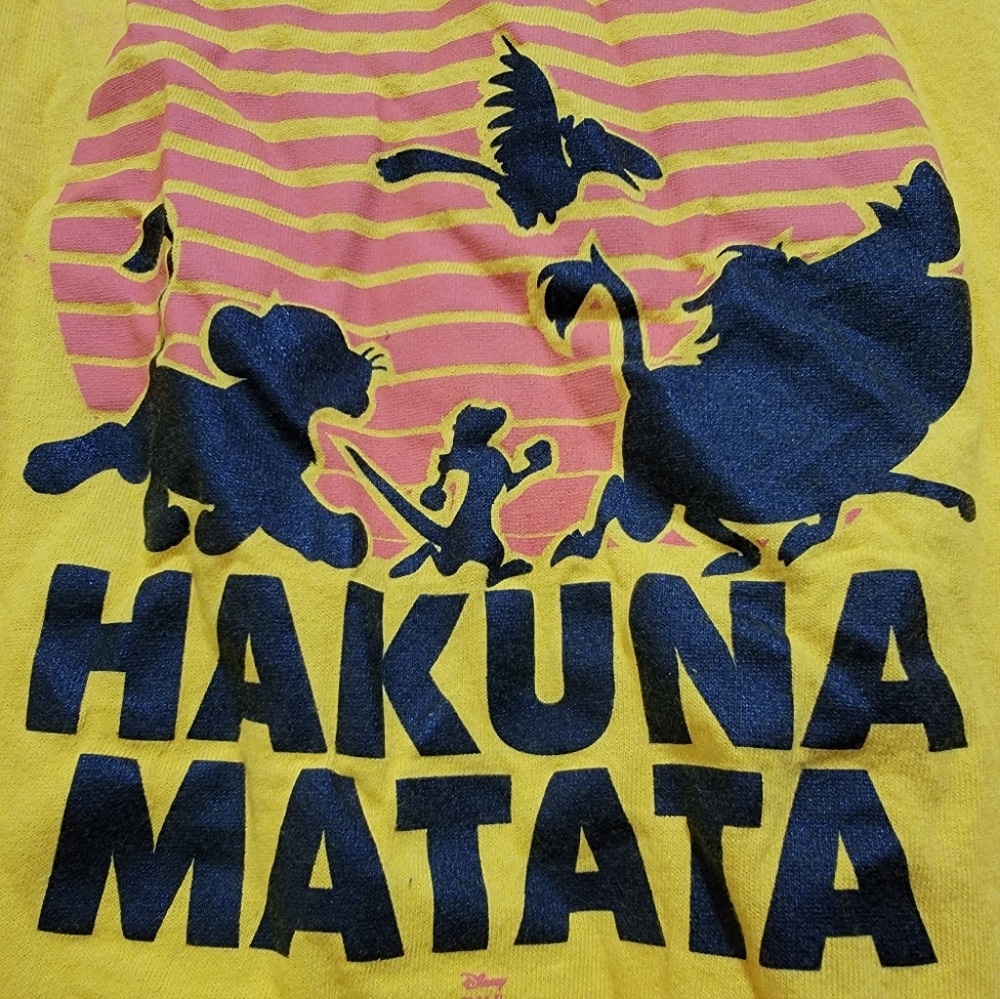 NWOT Junior's "Lion King" Crop Top. Size Medium - Picture 5 of 8